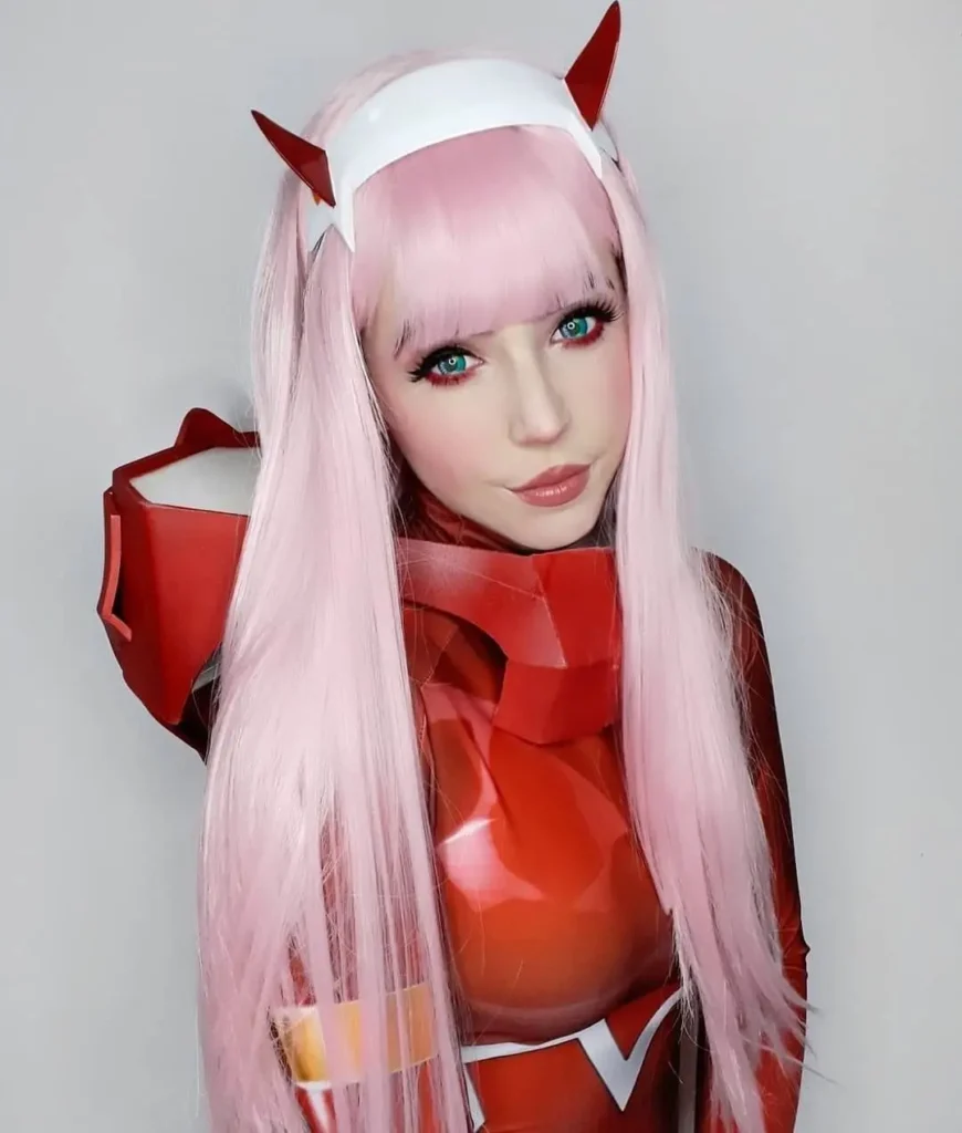 Zero Two порно голый косплей из манги